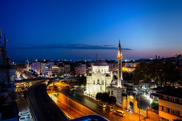 Santra Hotel image 1