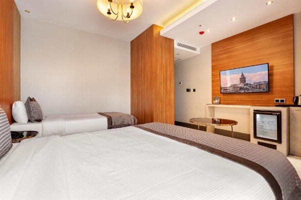 Santra Hotel image 15