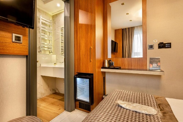 Santra Hotel image 28