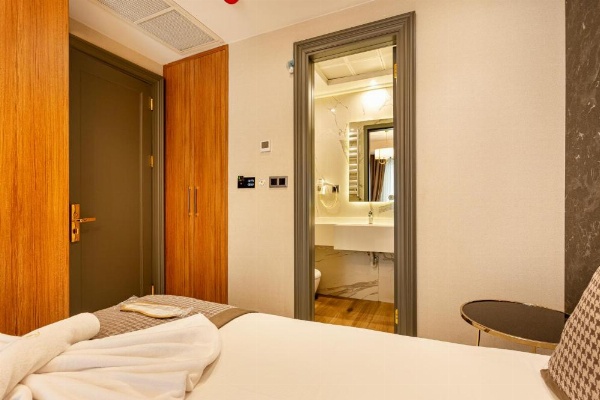 Santra Hotel image 38