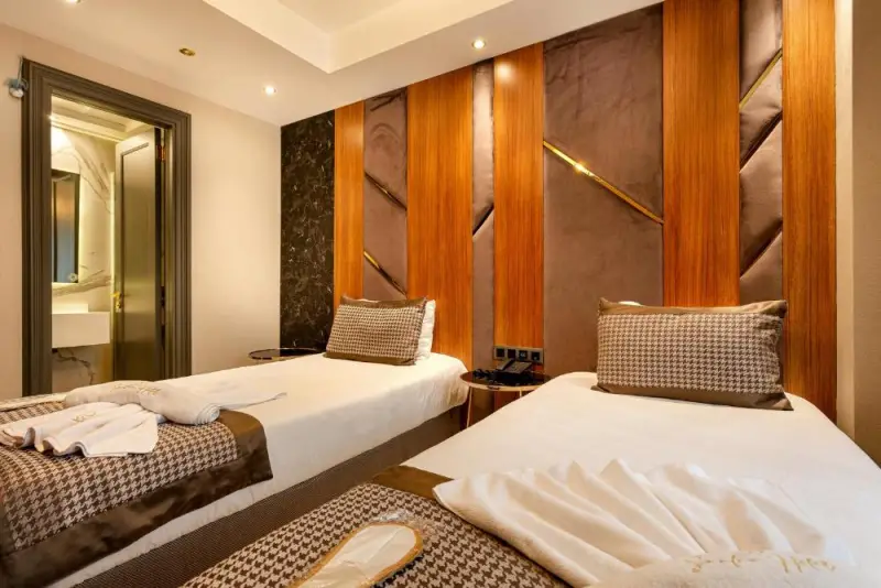 Standard Twin Room